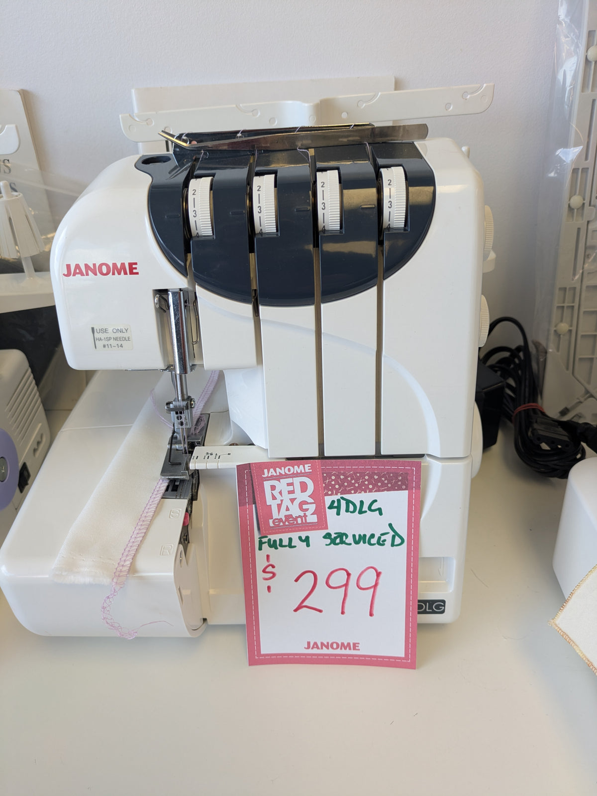 Janome 4 DLG