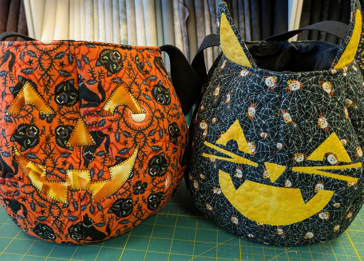 Pumpkin Tote POP -UP CLASS Friday October 2, 2026